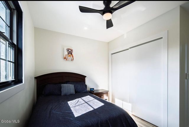 126 9th Street, Malta, NY 12866