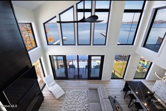 126 9th Street, Malta, NY 12866