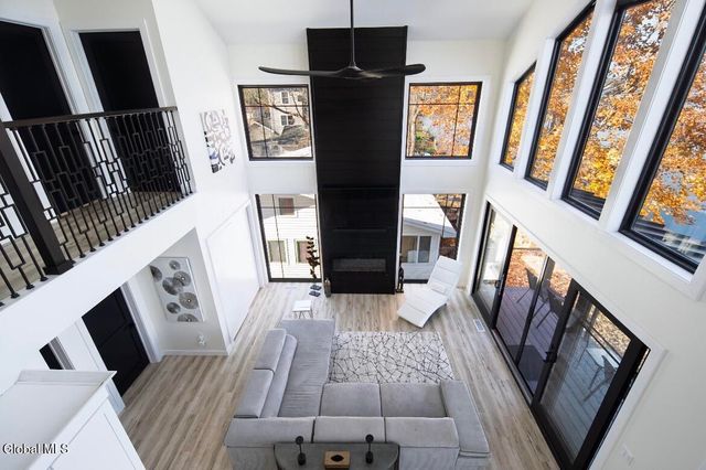 126 9th Street, Malta, NY 12866