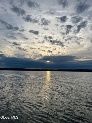 126 9th Street, Malta, NY 12866