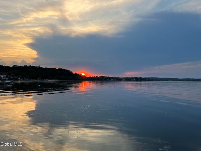 126 9th Street, Malta, NY 12866