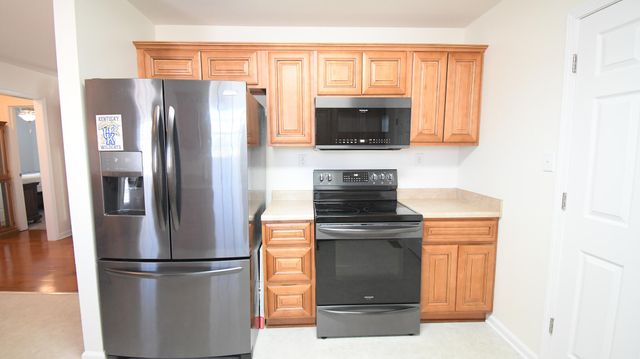 1096 Jenny Lillard Road, Lawrenceburg, KY 40342