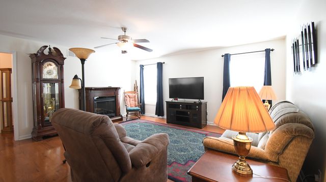 1096 Jenny Lillard Road, Lawrenceburg, KY 40342
