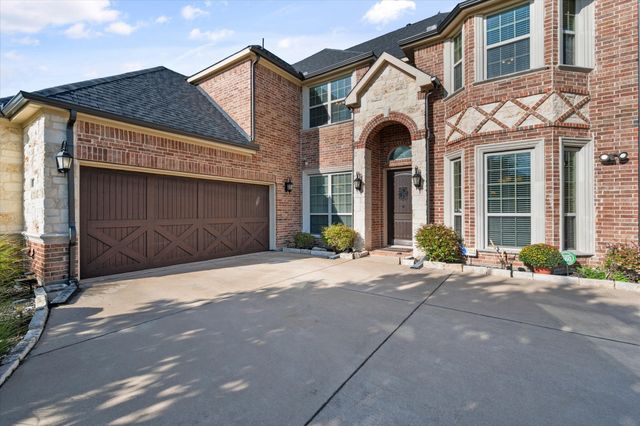 703 Sierra Avenue, Mansfield, TX 76063