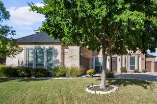 703 Sierra Avenue, Mansfield, TX 76063