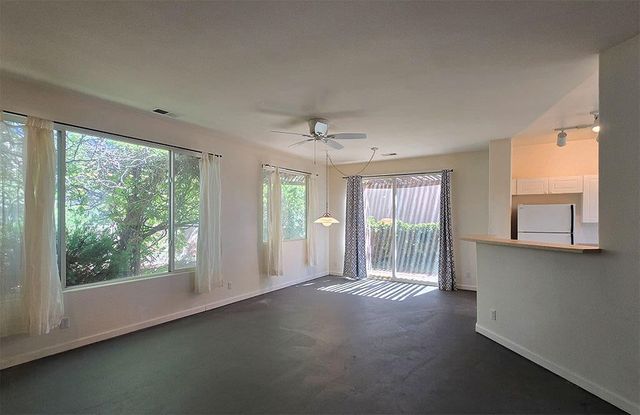 3 Broken Rock Place, Santa Fe, NM 87508