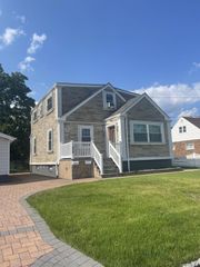918 10th st First floor, West Babylon, NY 11704