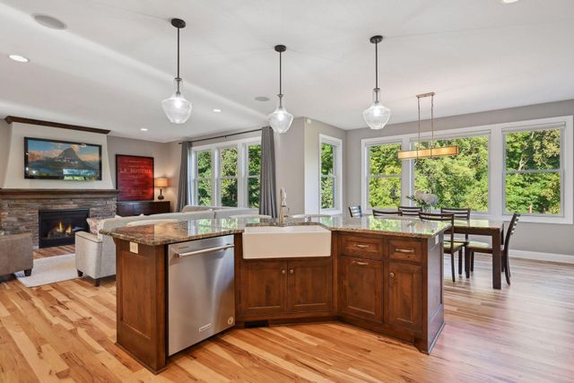 17887 63rd Avenue N, Maple Grove, MN 55311