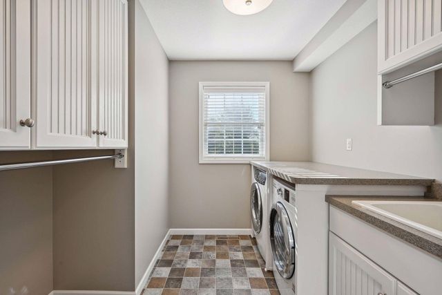 17887 63rd Avenue N, Maple Grove, MN 55311