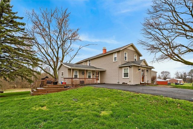 2085 Pinnacle Road, Henrietta, NY 14543
