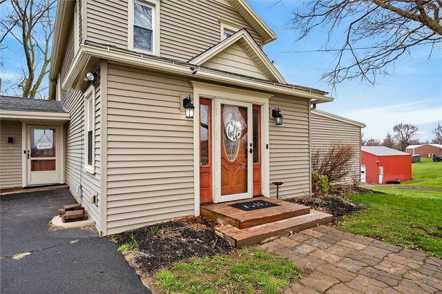 2085 Pinnacle Road, Henrietta, NY 14543