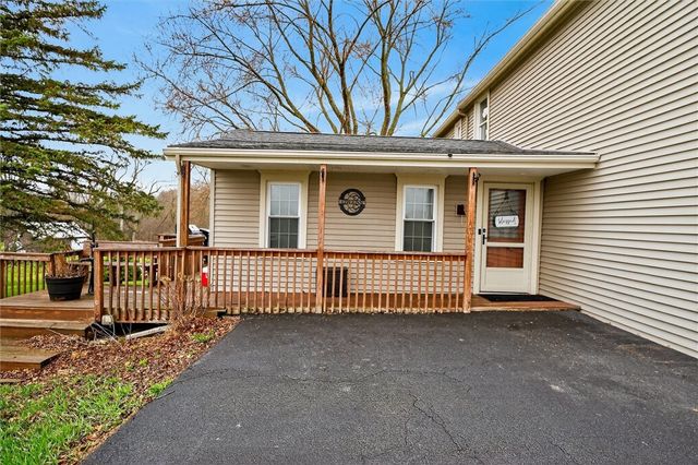2085 Pinnacle Road, Henrietta, NY 14543