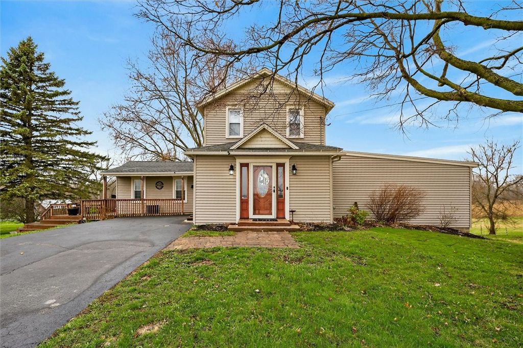 2085 Pinnacle Road, Henrietta, NY 14543