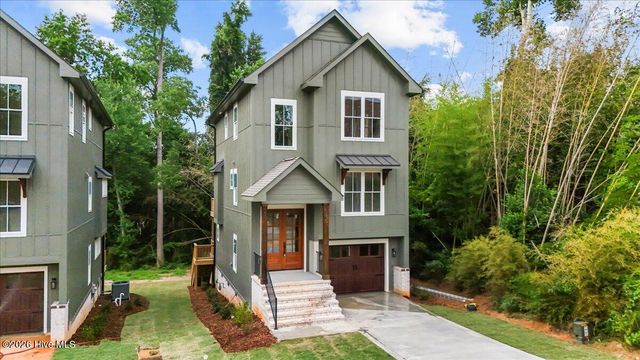 160 S Leak Street, Southern Pines, NC 28387