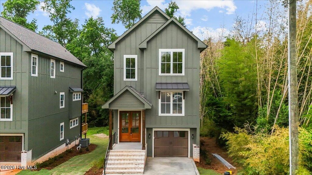 160 S Leak Street, Southern Pines, NC 28387