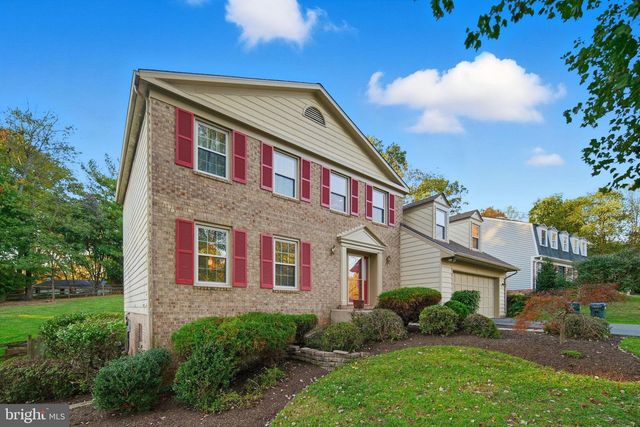 2724 BERRYLAND DR, Oakton, VA 22124