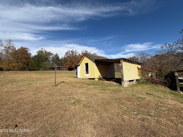517 Bull Run Rd, Luttrell, TN 37779