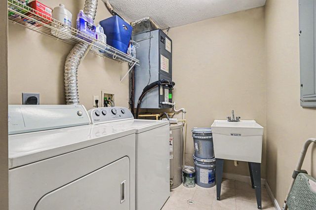 1505 Atlanta Court, 201, Florence, KY 41042