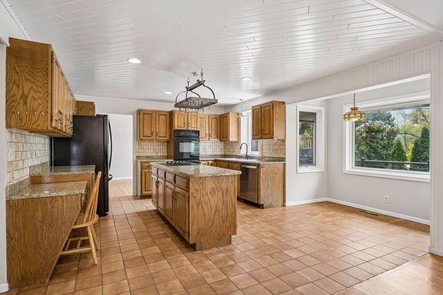 3895 Independence Road, Independence, MN 55359