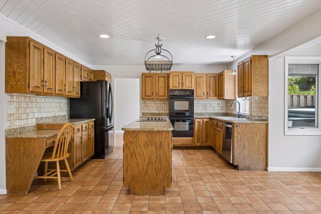 3895 Independence Road, Independence, MN 55359