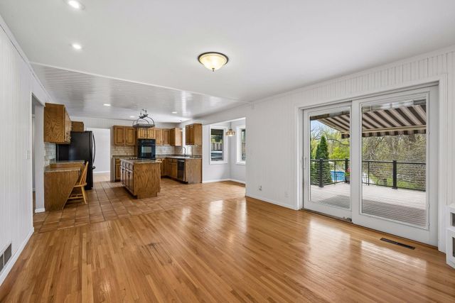 3895 Independence Road, Independence, MN 55359