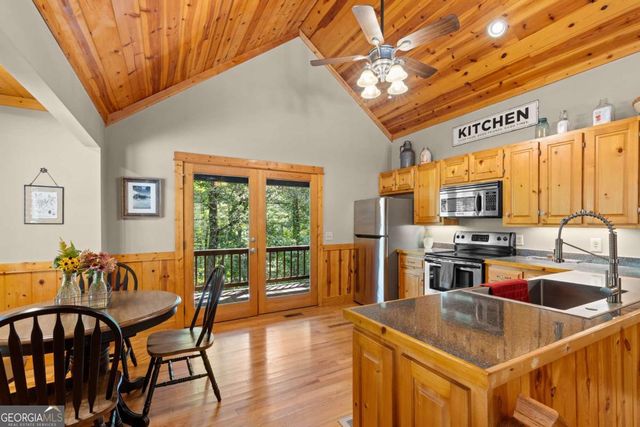 224 Dragon Tree Lane, Lakemont, GA 30552