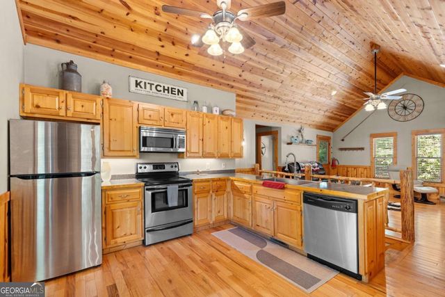 224 Dragon Tree Lane, Lakemont, GA 30552