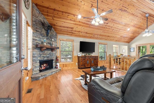 224 Dragon Tree Lane, Lakemont, GA 30552