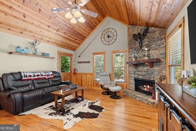 224 Dragon Tree Lane, Lakemont, GA 30552