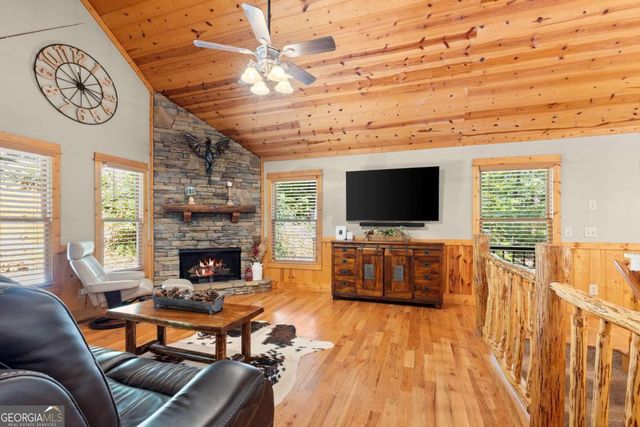 224 Dragon Tree Lane, Lakemont, GA 30552