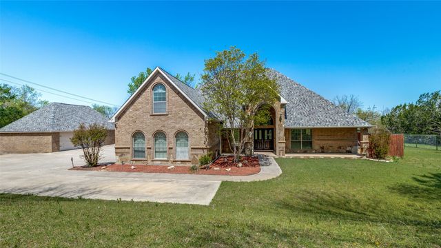 101 Creekpath Drive, Azle, TX 76020