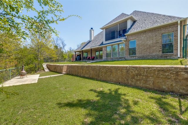 101 Creekpath Drive, Azle, TX 76020