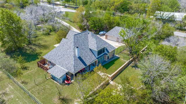 101 Creekpath Drive, Azle, TX 76020