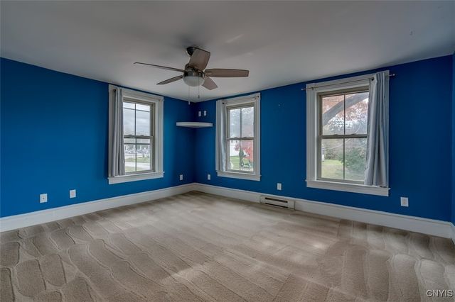 25 Garden Road, Philadelphia, NY 13673