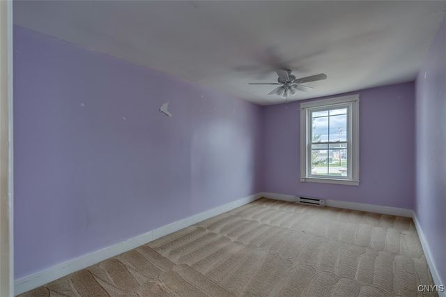 25 Garden Road, Philadelphia, NY 13673