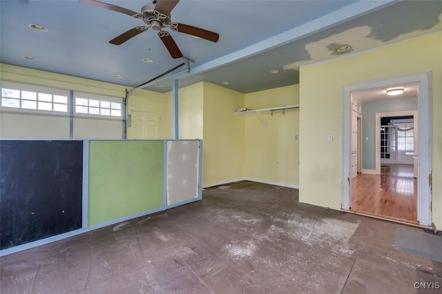 25 Garden Road, Philadelphia, NY 13673