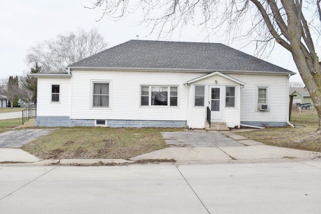 233 Vine Street, Osage, IA 50461