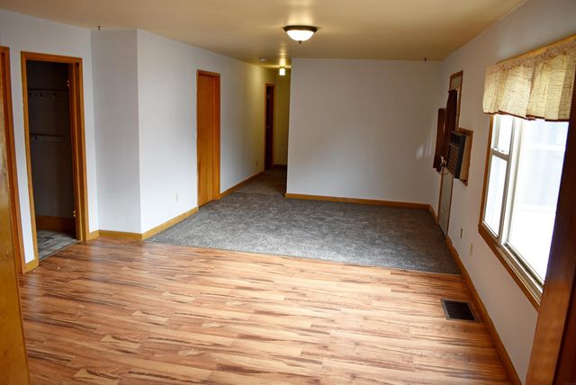 233 Vine Street, Osage, IA 50461