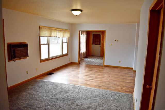 233 Vine Street, Osage, IA 50461