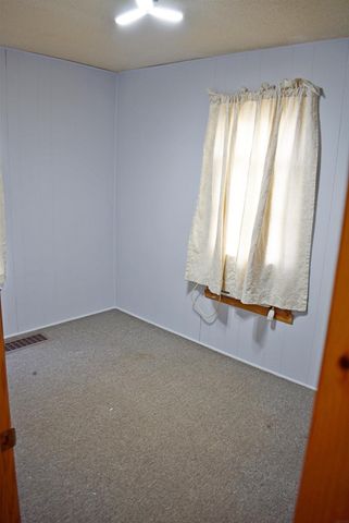 233 Vine Street, Osage, IA 50461