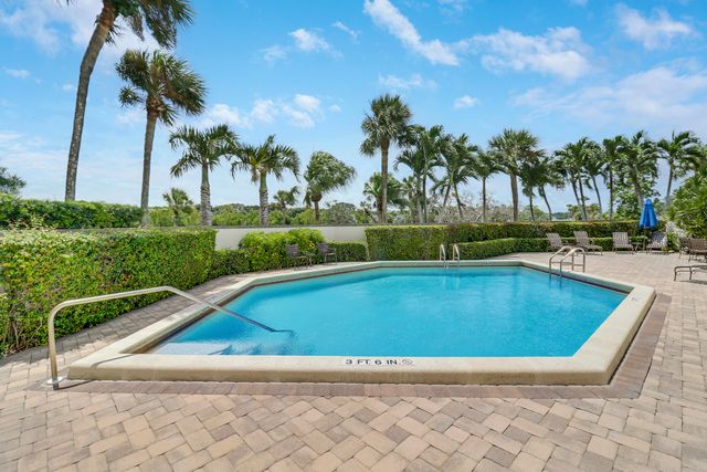 3322 Casseekey Island Road 604, Jupiter, FL 33477