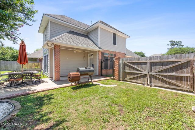 202 Kincaid Court, Lafayette, LA 70508