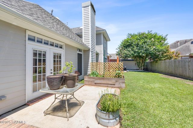 202 Kincaid Court, Lafayette, LA 70508