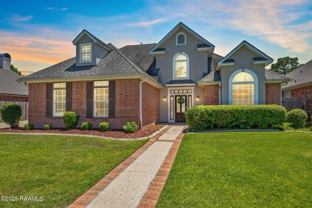 202 Kincaid Court, Lafayette, LA 70508