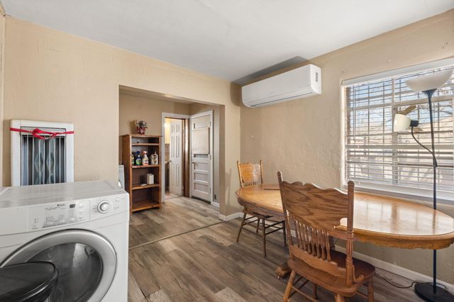 408 Pennsylvania Street NE, Albuquerque, NM 87108