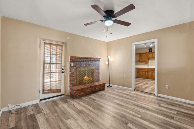 408 Pennsylvania Street NE, Albuquerque, NM 87108