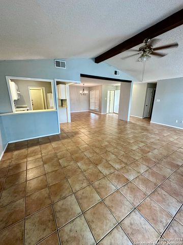 14202 Susancrest, San Antonio, TX 78232
