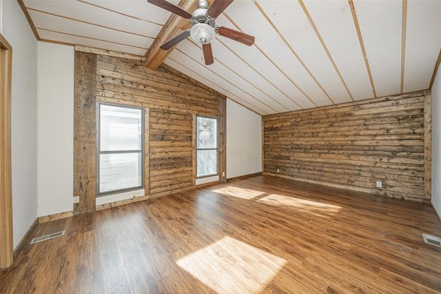 16907 W Ivanhoe, Montgomery, TX 77316