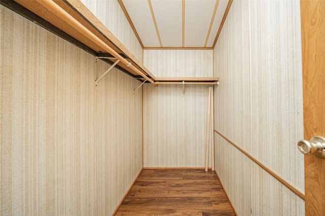 16907 W Ivanhoe, Montgomery, TX 77316