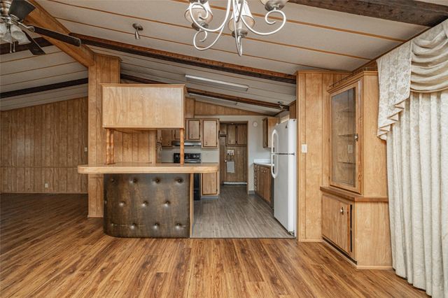 16907 W Ivanhoe, Montgomery, TX 77316